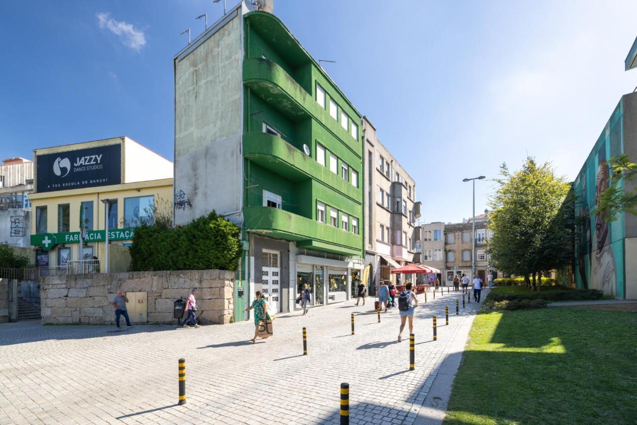 Downtown 2 Minutes By Walk To Center And Metro-Direct To Airpot T4 Apartamento Porto Exterior foto